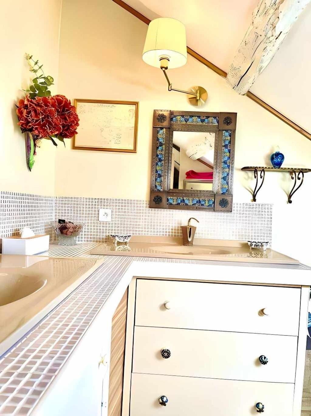 La Maison B - L'Auberge Autonome Au Charme Vintage Бержерак Екстериор снимка